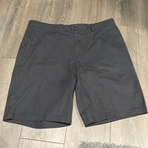 Old navy cotton slim Short like new.